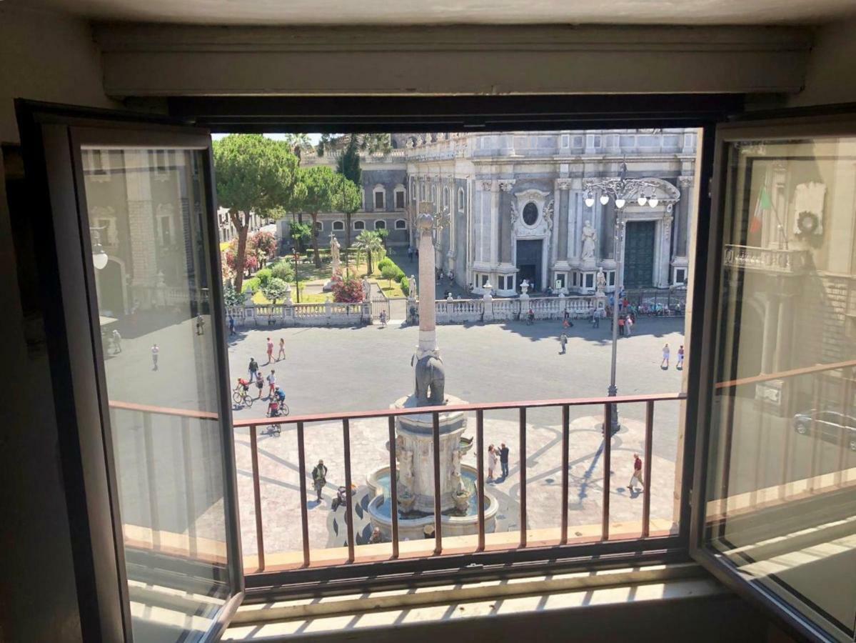 La Finestra Sul Duomo Apartment Catania Exterior foto